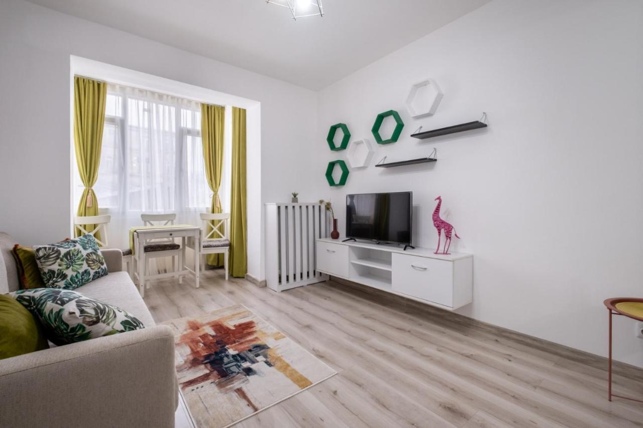 בוקרשט Laroka House Cosy And Modern Apartment Universitate-City Centre מראה חיצוני תמונה