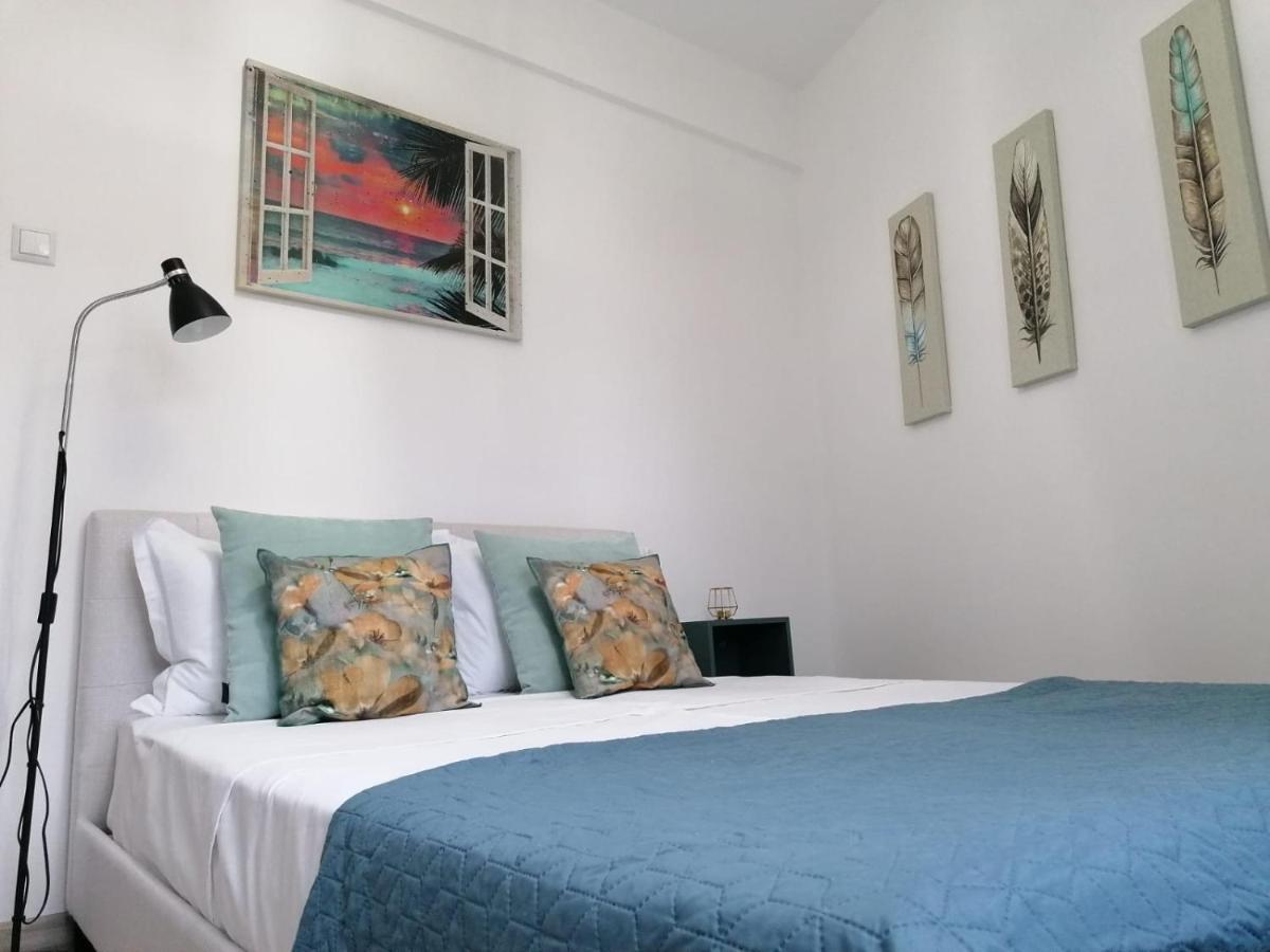 בוקרשט Laroka House Cosy And Modern Apartment Universitate-City Centre מראה חיצוני תמונה